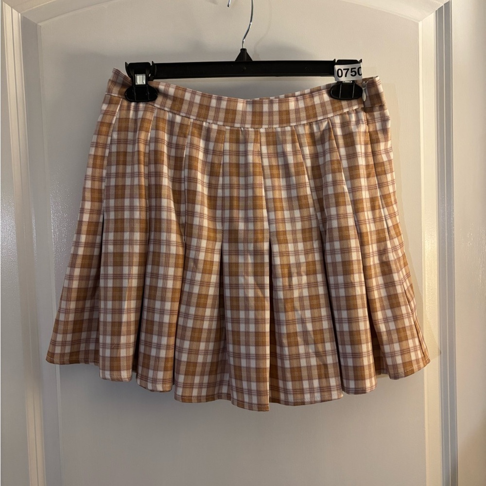 Papaya Plaid Pleated Women's Skirt - Brown and White Sz Med